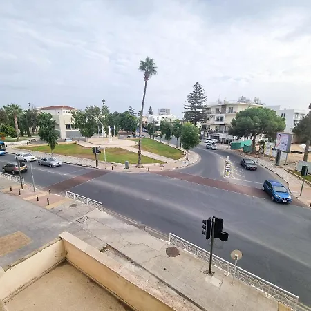 Garden דירה לרנקה